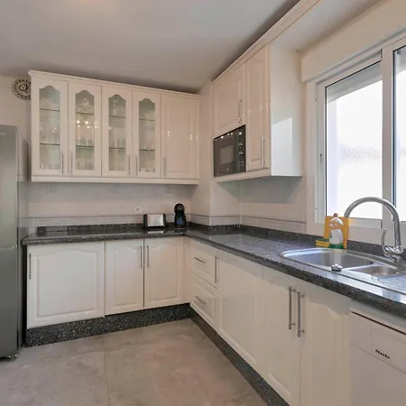 Townhouse With Private Pool! Arona