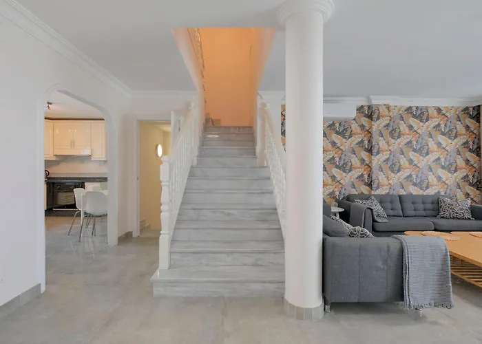 Townhouse With Private Pool! Vila